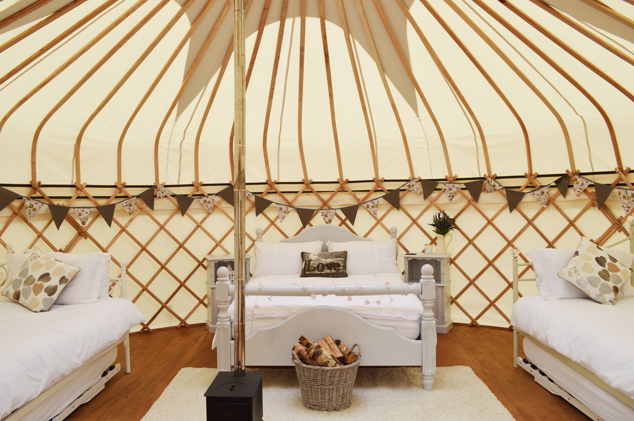 country bumkpin yurts leicestershire